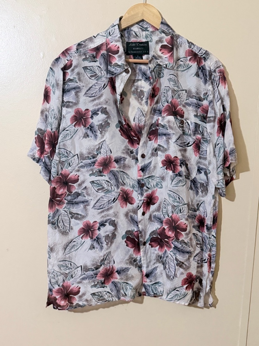 Men’s Floral Short-Sleeve Hawaiian Shirt - Pink Flowers size S - Picture 2 of 7